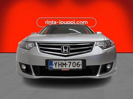 Honda Accord vaihtoauto