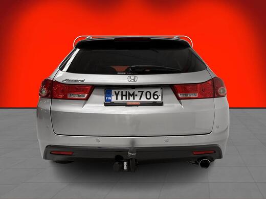 Honda Accord vaihtoauto