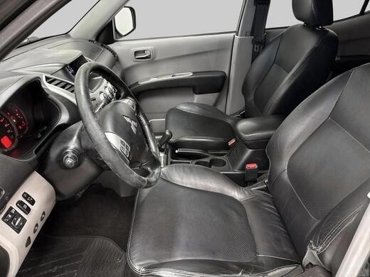 Mitsubishi L200 vaihtoauto