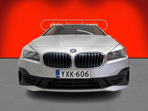 BMW 225 vaihtoauto