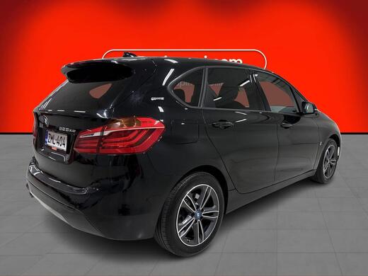 BMW 225 vaihtoauto