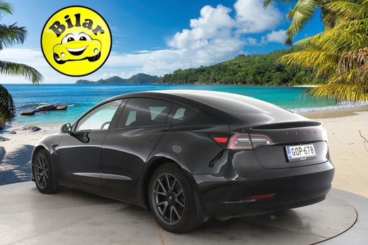 Tesla Model 3 vaihtoauto