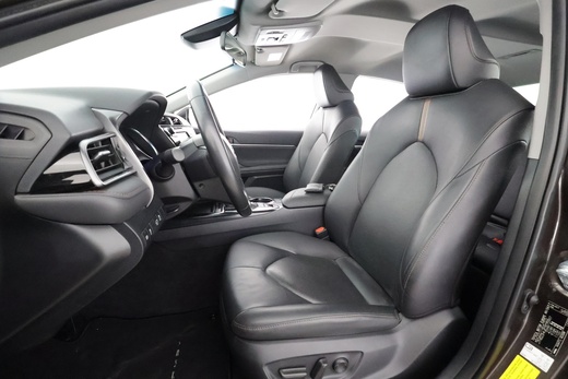 Toyota Camry vaihtoauto