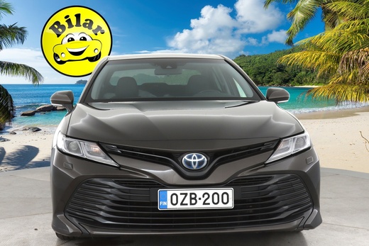 Toyota Camry vaihtoauto