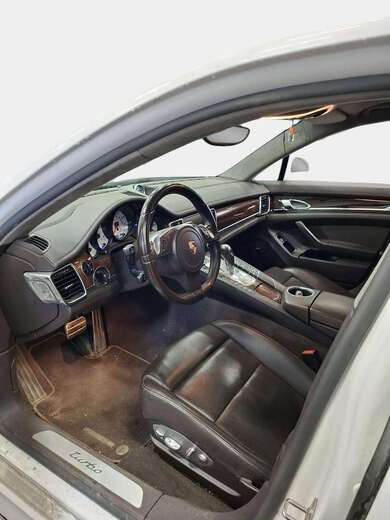 Porsche Panamera vaihtoauto