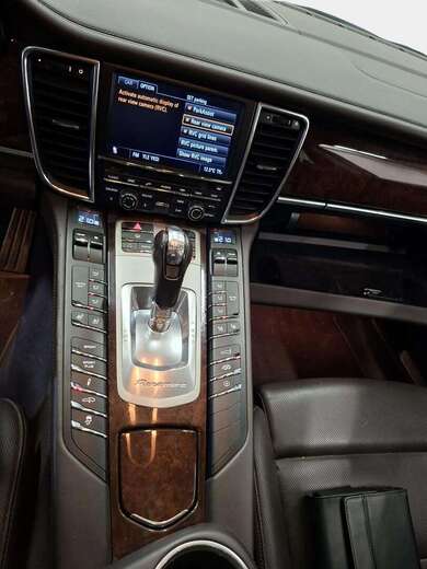 Porsche Panamera vaihtoauto