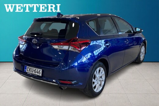 Toyota Auris vaihtoauto