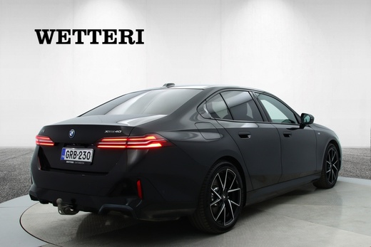 BMW i5 vaihtoauto