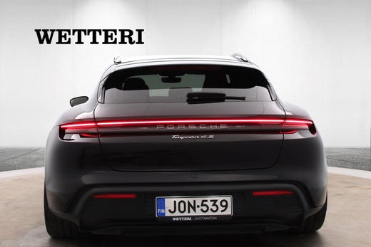 Porsche Taycan vaihtoauto