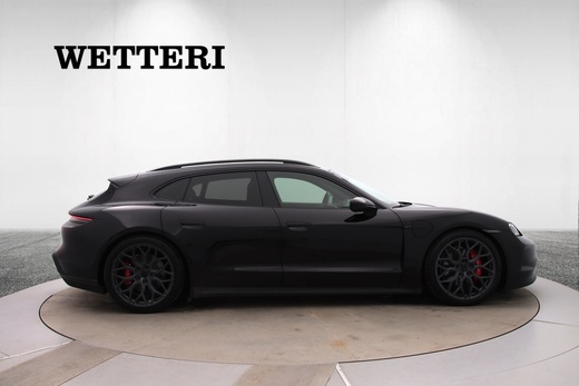 Porsche Taycan vaihtoauto