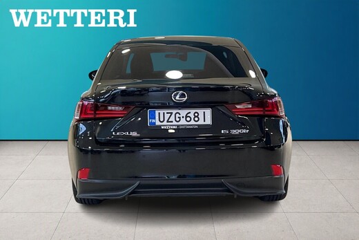 Lexus IS vaihtoauto