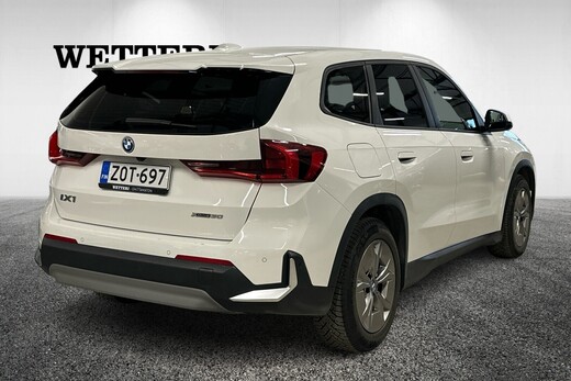 BMW iX1 vaihtoauto