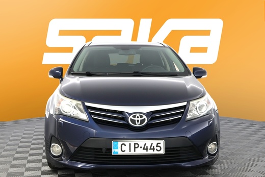 Toyota Avensis vaihtoauto