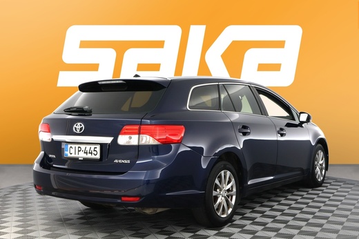 Toyota Avensis vaihtoauto