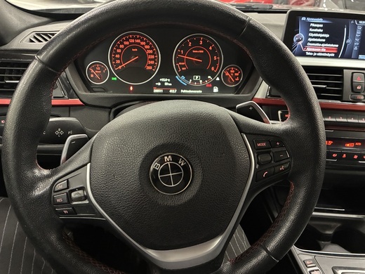 BMW 330 vaihtoauto