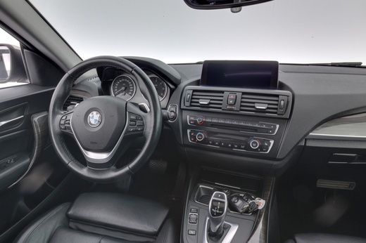 BMW 220 vaihtoauto