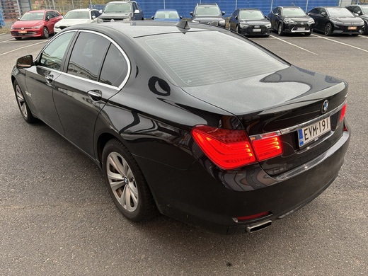 BMW 740 vaihtoauto