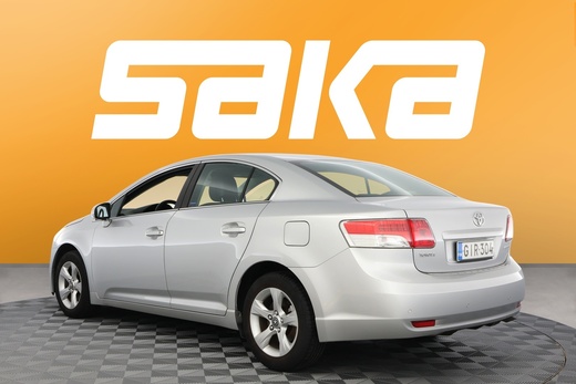 Toyota Avensis vaihtoauto