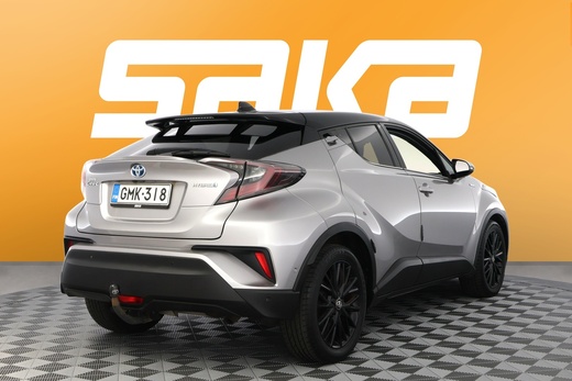 Toyota C-HR vaihtoauto