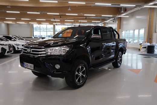 Toyota Hilux vaihtoauto