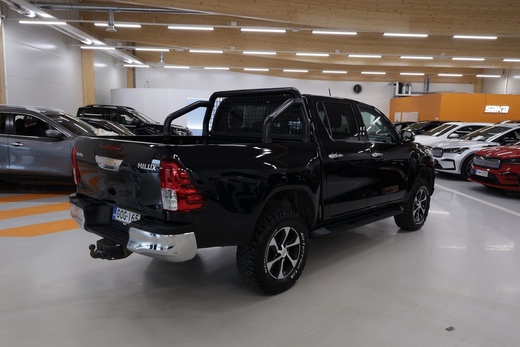 Toyota Hilux vaihtoauto
