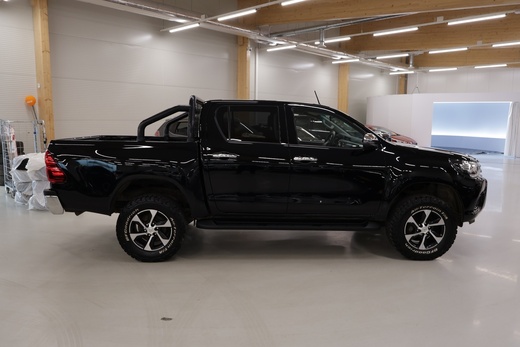 Toyota Hilux vaihtoauto