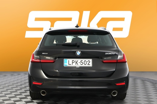 BMW 330 vaihtoauto