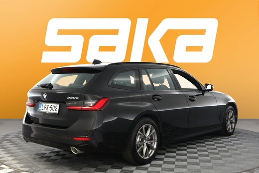 BMW 330 vaihtoauto