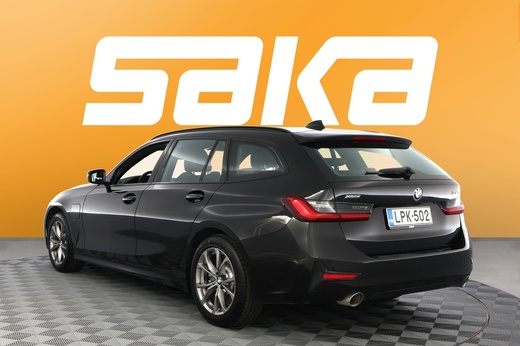 BMW 330 vaihtoauto