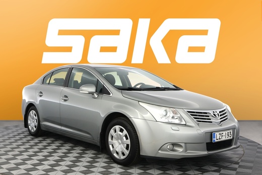 Toyota Avensis vaihtoauto