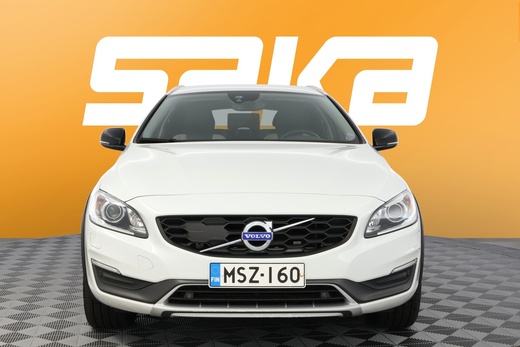 Volvo V60 Cross Country vaihtoauto