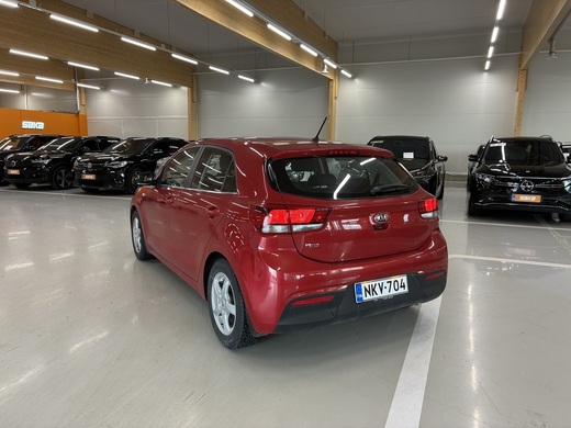 Kia Rio vaihtoauto