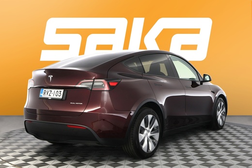 Tesla Model Y vaihtoauto