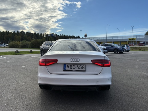 Audi A4 vaihtoauto
