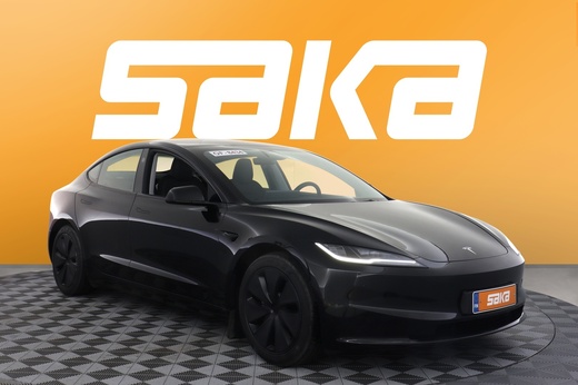 Tesla Model 3 vaihtoauto