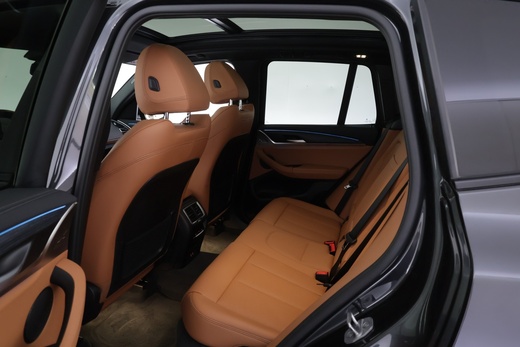 BMW iX3 vaihtoauto