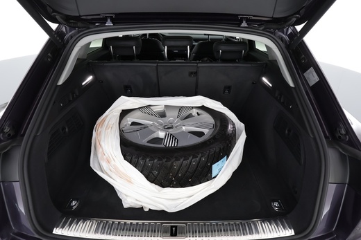 Audi Q8 e-tron vaihtoauto