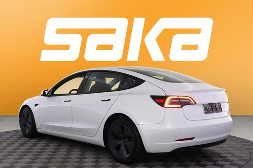 Tesla Model 3 vaihtoauto
