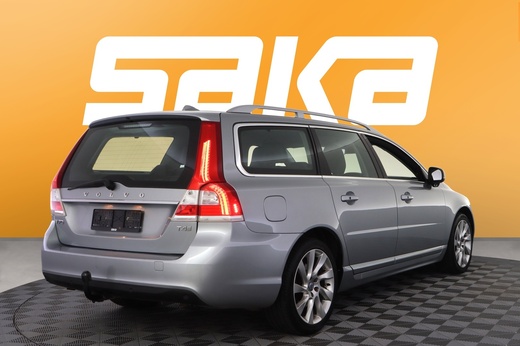 Volvo V70 vaihtoauto