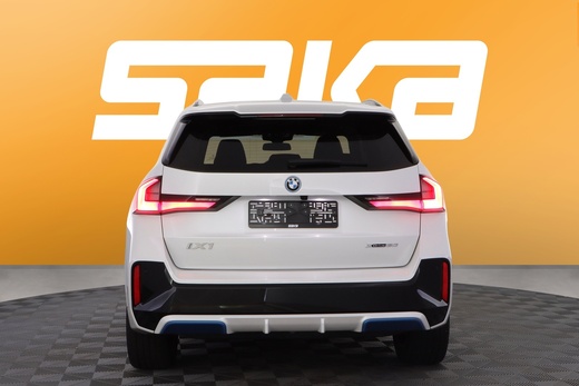 BMW iX1 vaihtoauto