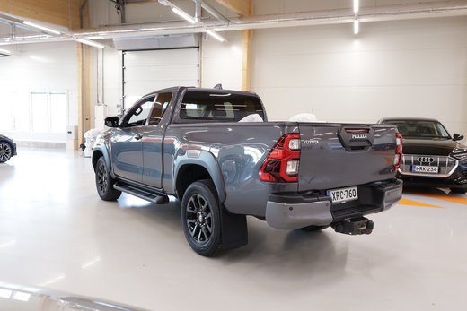 Toyota Hilux vaihtoauto
