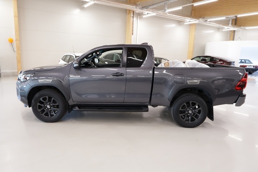 Toyota Hilux vaihtoauto