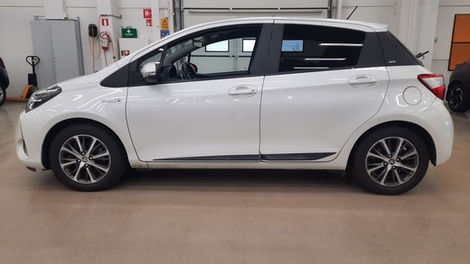 Toyota Yaris vaihtoauto