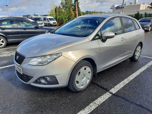 SEAT Ibiza ST vaihtoauto