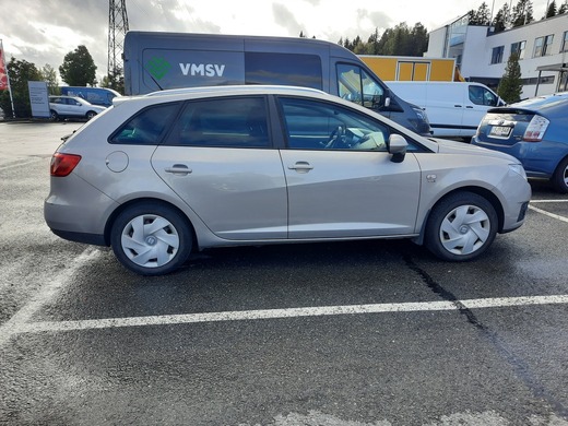 SEAT Ibiza ST vaihtoauto