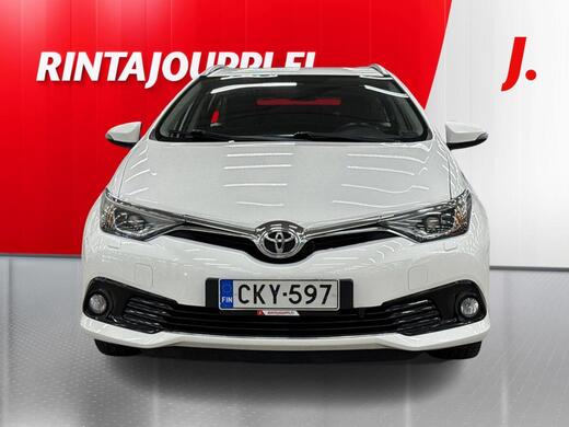 Toyota Auris vaihtoauto