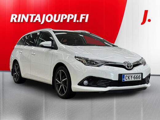 Toyota Auris vaihtoauto