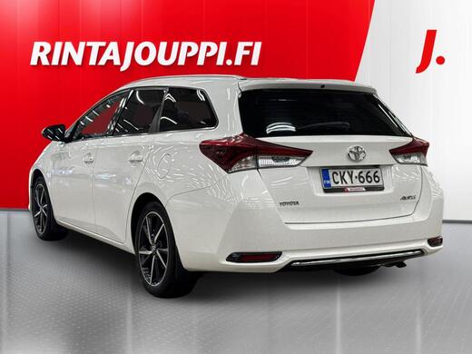 Toyota Auris vaihtoauto