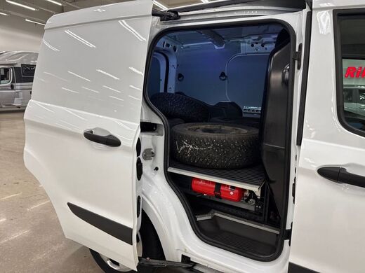 Ford Transit Courier vaihtoauto