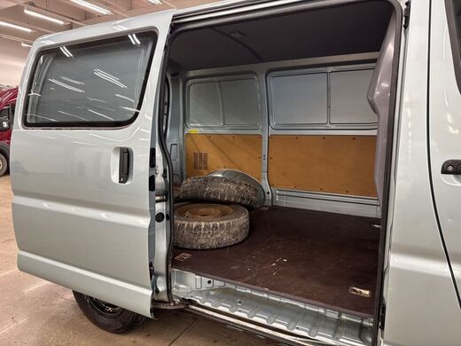 Toyota Hiace vaihtoauto